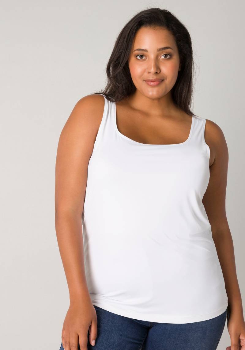 Base Level Curvy Tanktop von Base Level Curvy