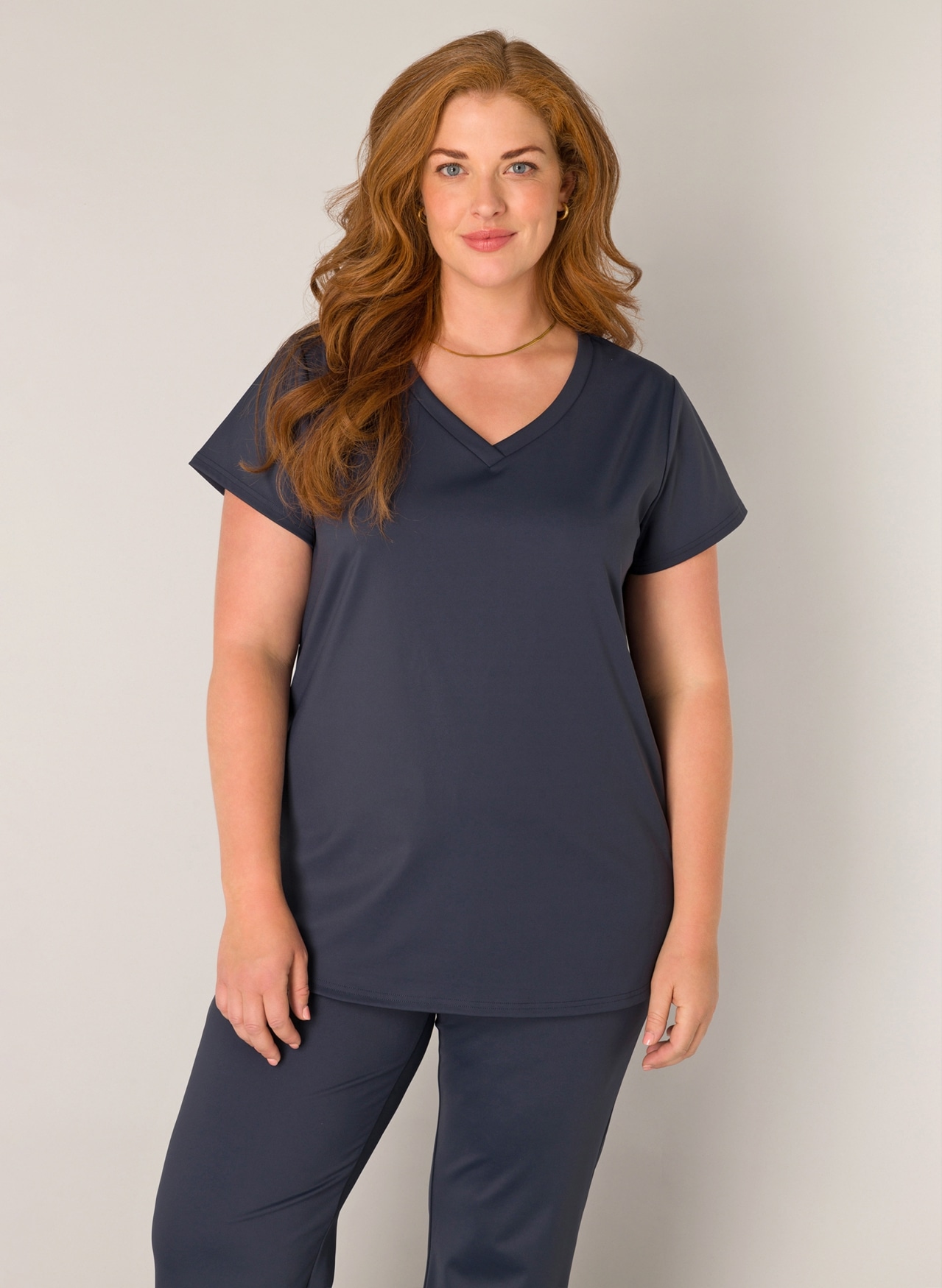 Base Level Curvy V-Shirt »Lilly«, mit Stretch von Base Level Curvy
