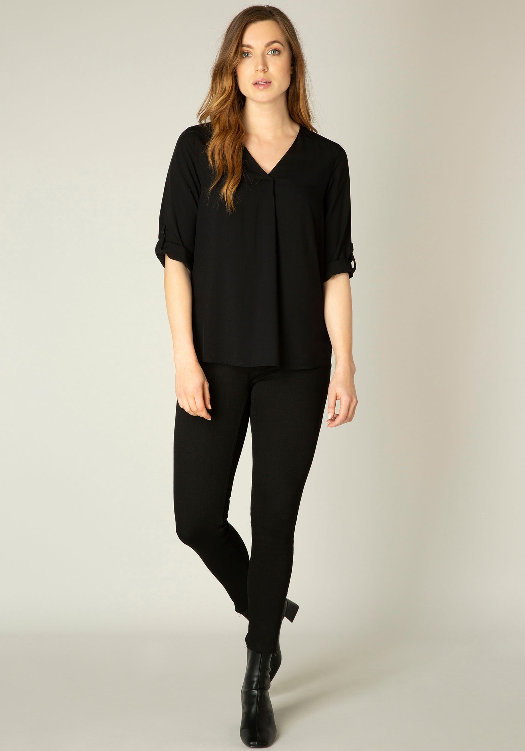 Base Level Klassische Bluse, mit Ärmelumschlag Base Level Klassische Bluse, mit Ärmelumschlag von Base Level