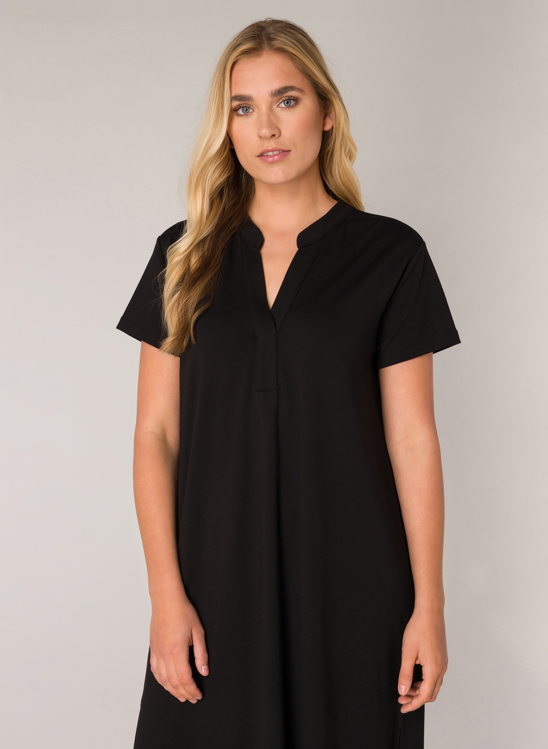 Base Level Sommerkleid »YEN«, mit Bindegürtel Base Level Sommerkleid »YEN«, mit Bindegürtel von Base Level
