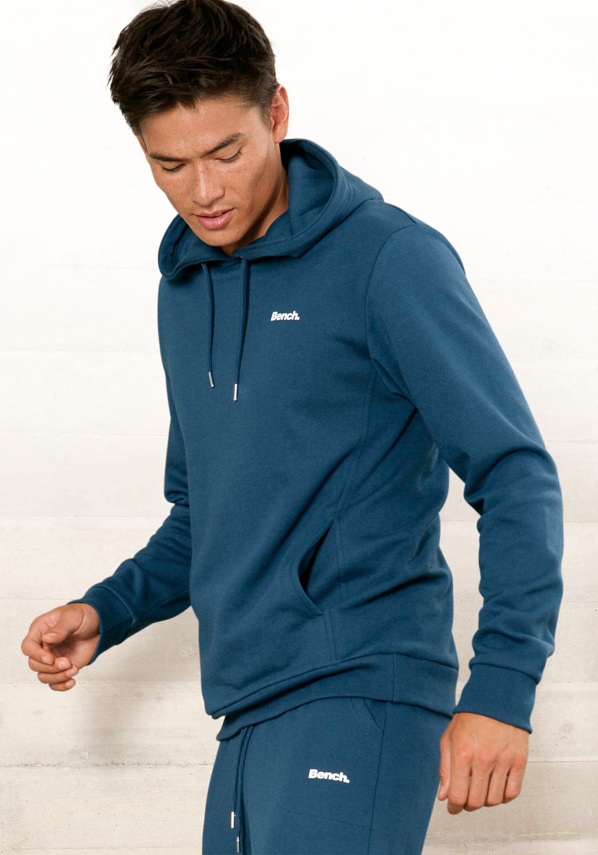 Bench. Loungewear Kapuzensweatshirt, mit seitlichen Taschen von Bench. Loungewear