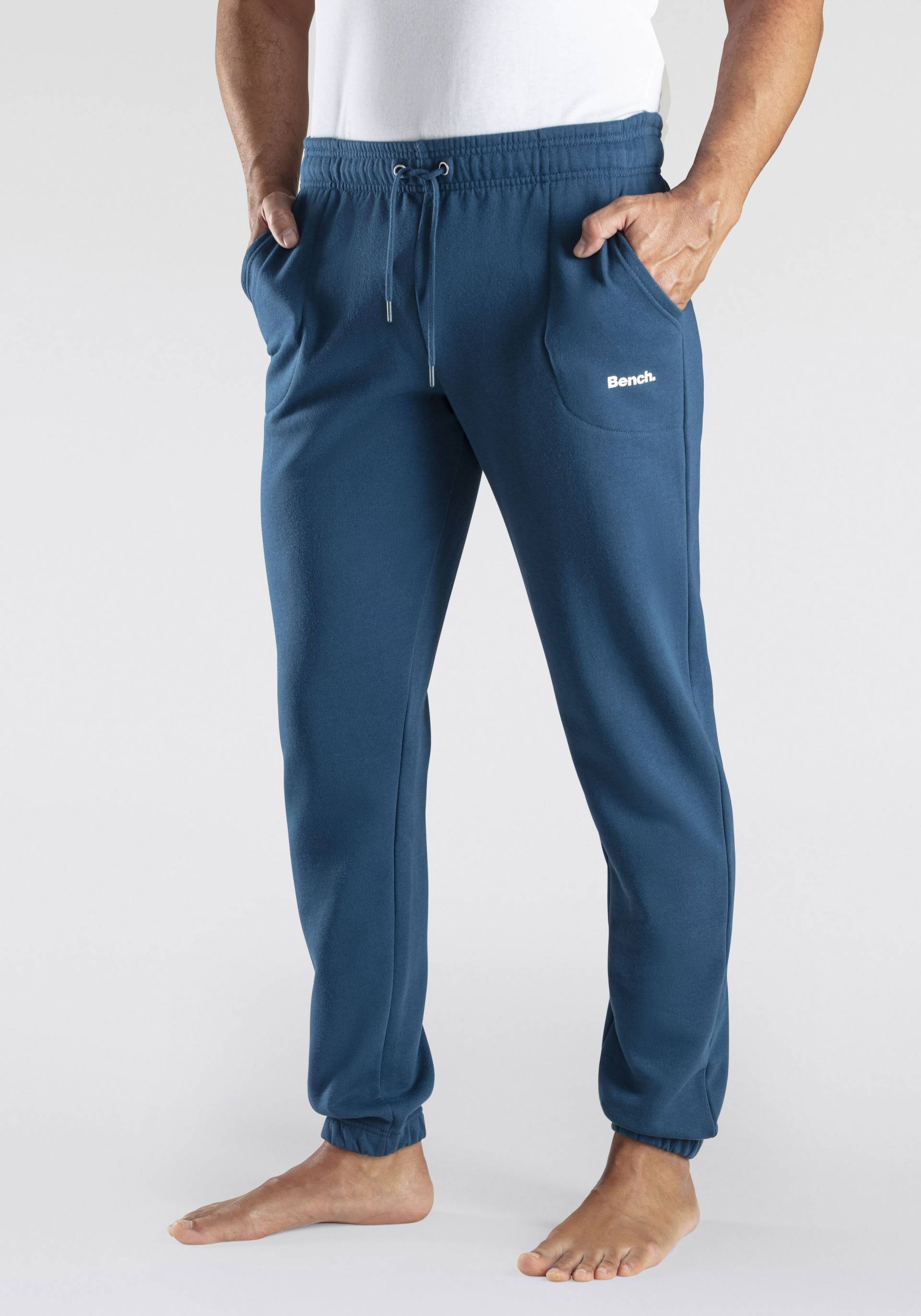 Bench. Loungewear Sweathose, mit Logoprint von Bench. Loungewear