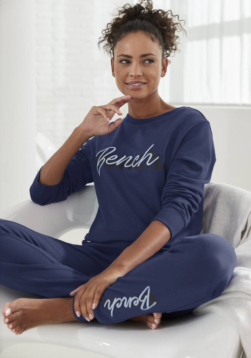 Bench. Loungewear Sweatshirt, mit Logodruck und Stickerei, Loungeanzug von Bench. Loungewear