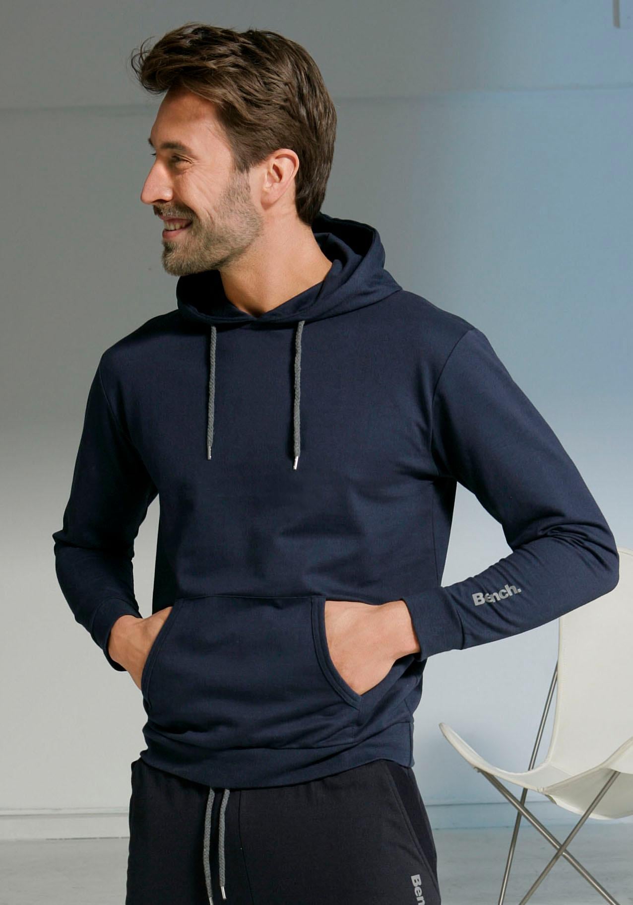 Bench. Loungewear Hoodie, Langarm, Sweatshirt mit Rundhals und Kapuze, Baumwollmischung von Bench. Loungewear