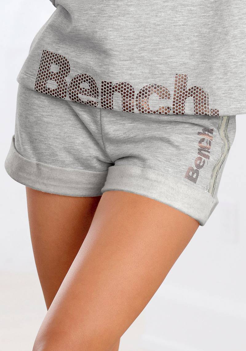 Bench. Relaxshorts, mit gestreiftem Bund, Loungewear, Loungeanzug von Bench.