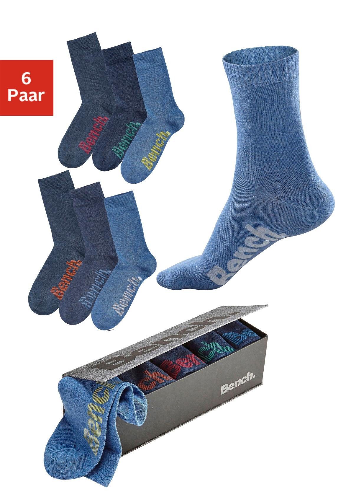 Bench. Socken, (Box, 6 Paar), mit verschiedenfarbigen Logos von Bench.