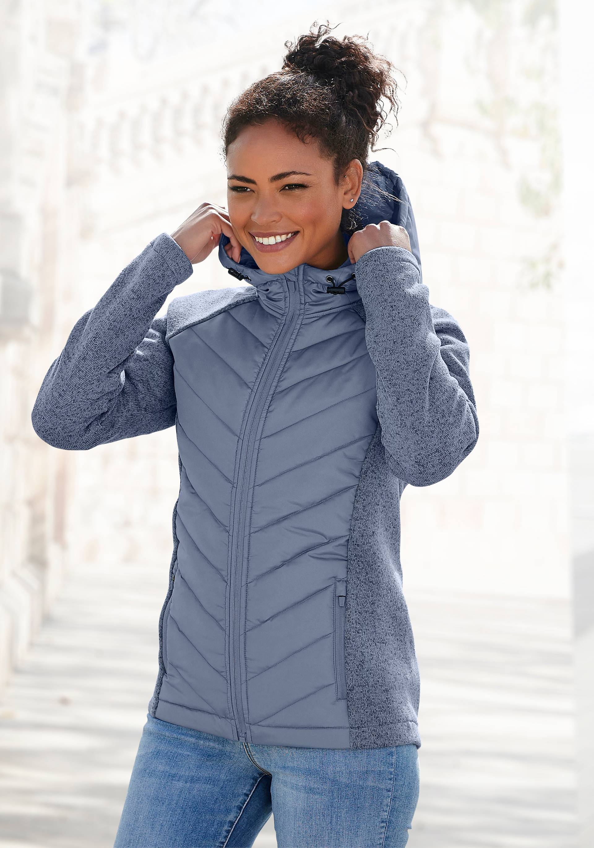 Vivance Steppjacke, mit Kapuze, mit Strickfleece-Ärmeln Vivance Steppjacke, mit Kapuze, mit Strickfleece-Ärmeln von Vivance