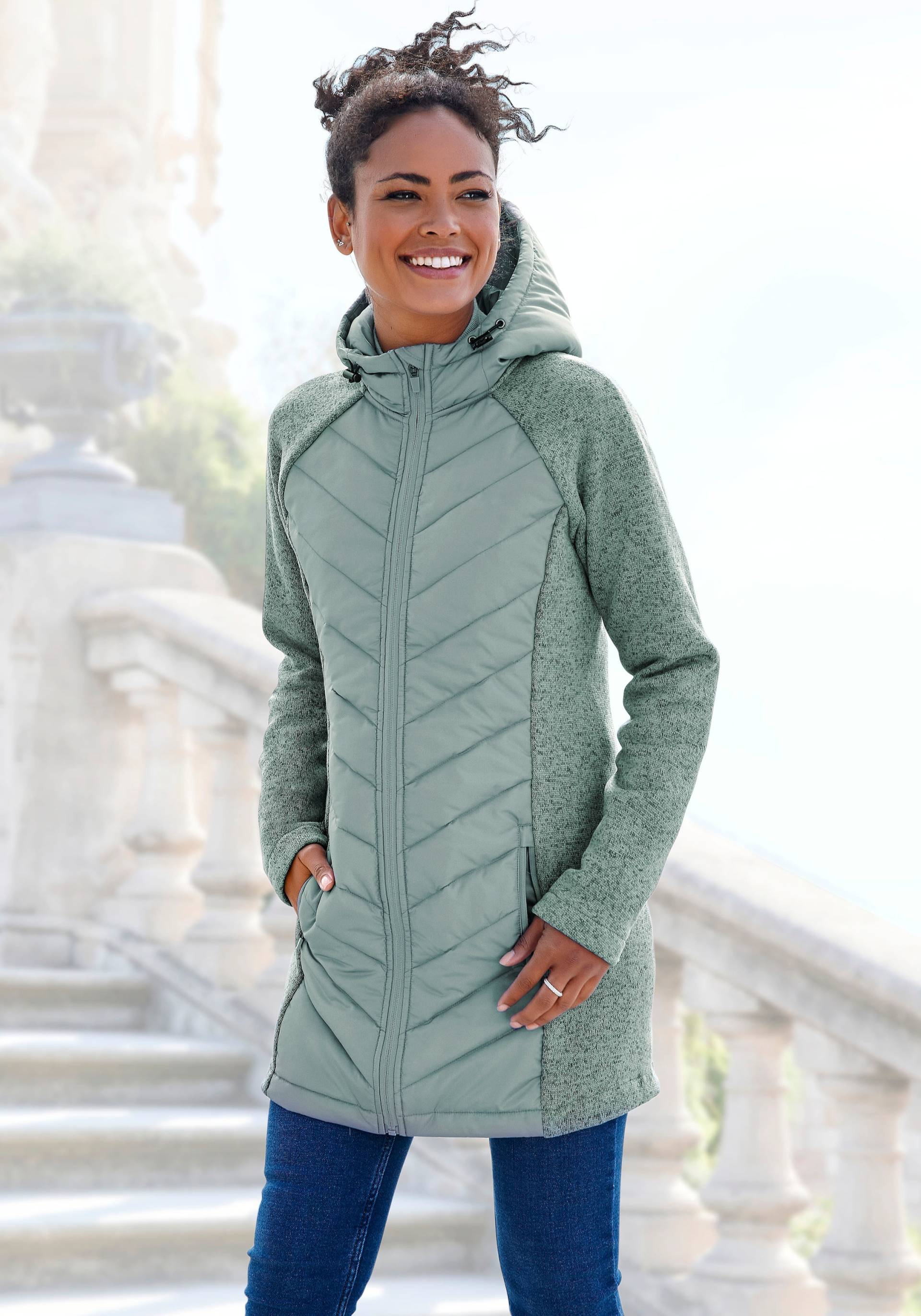 Vivance Steppjacke, mit Kapuze, mit Strickfleece-Ärmeln von Vivance