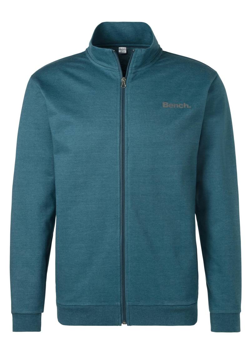 Bench. Loungewear Sweatjacke, mit seitlichen Eingrifftaschen, aus leichter und bequemer Sweatware von Bench. Loungewear