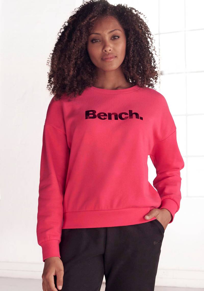 Bench. Loungewear Sweatshirt, mit glänzendem Logodruck, Loungewear von Bench. Loungewear