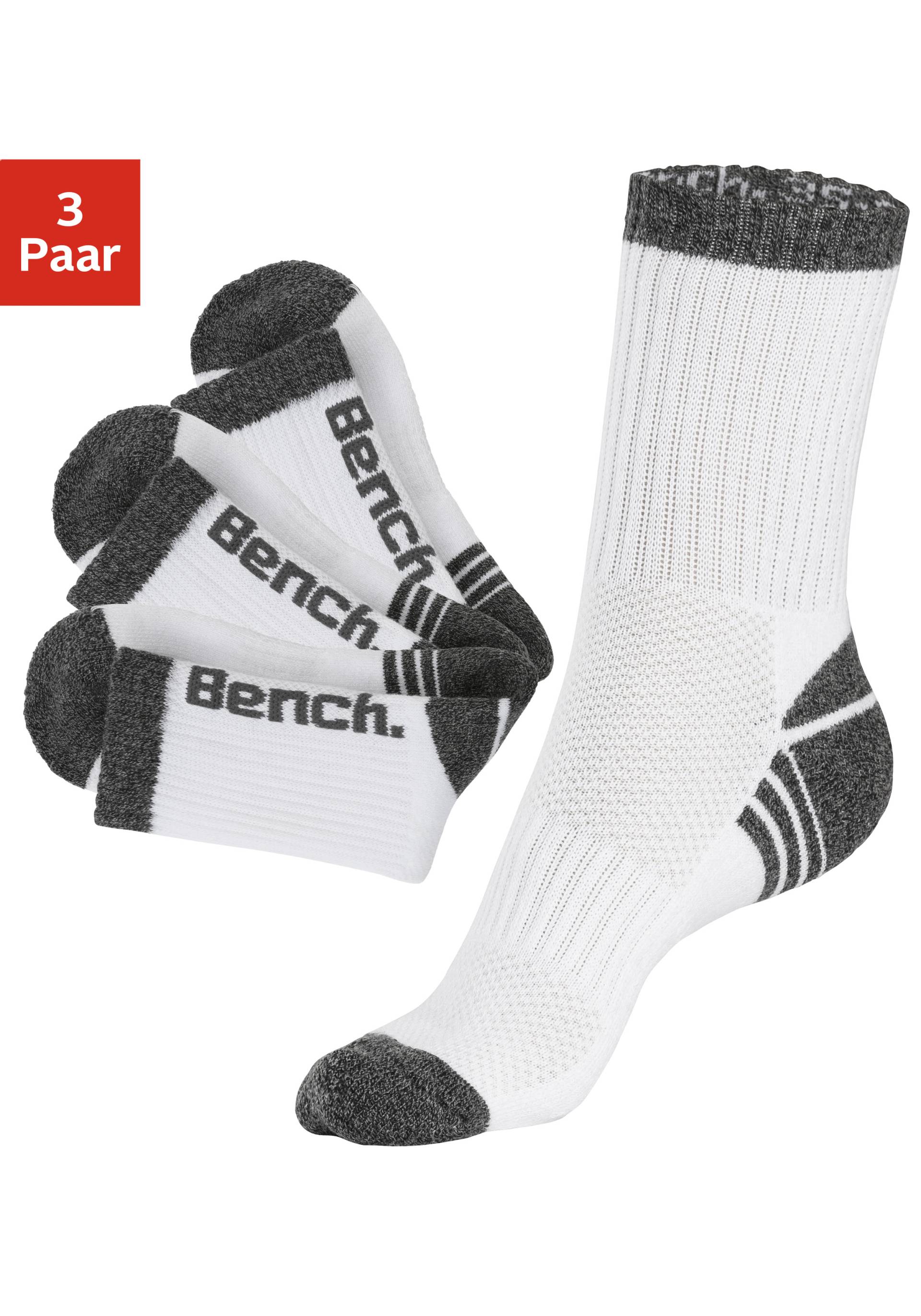 Bench. Tennissocken, (Packung, 3 Paar), mit Pikeestruktur und Mittelfussgummi von Bench.