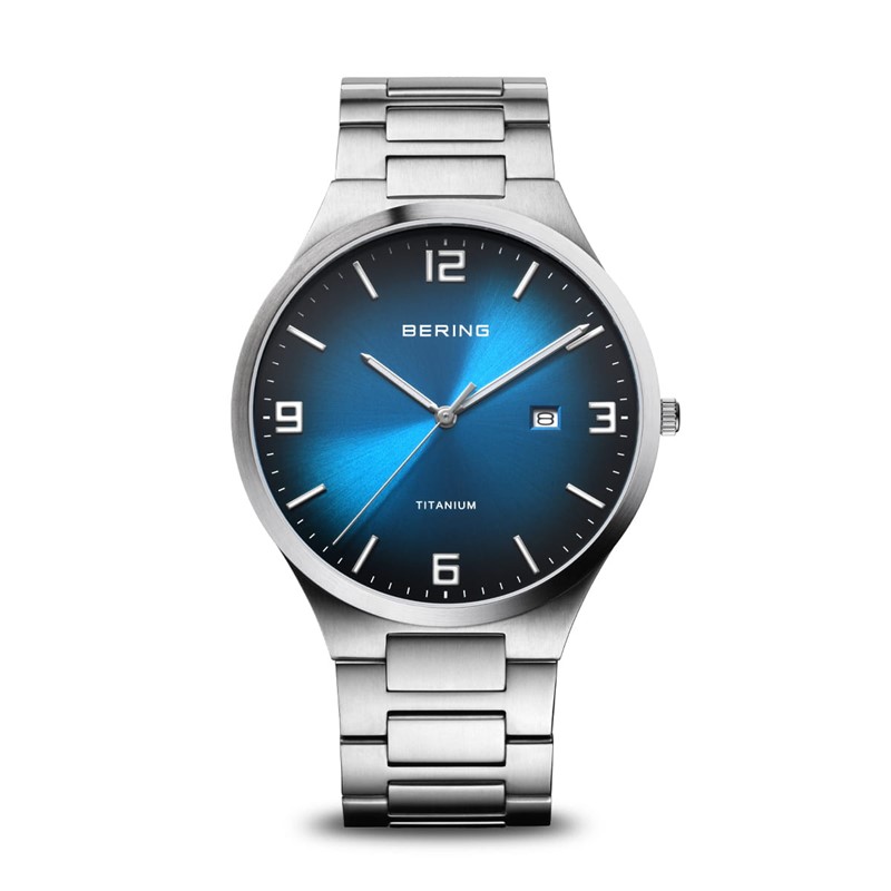 Bering 15240-777 Titanium Solar Herrenuhr von Bering