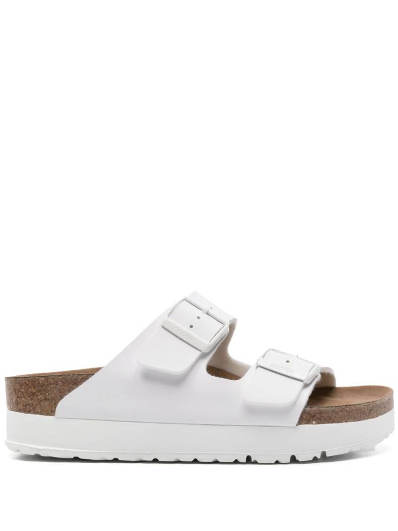 Birkenstock Arizona platform sandals - White von Birkenstock