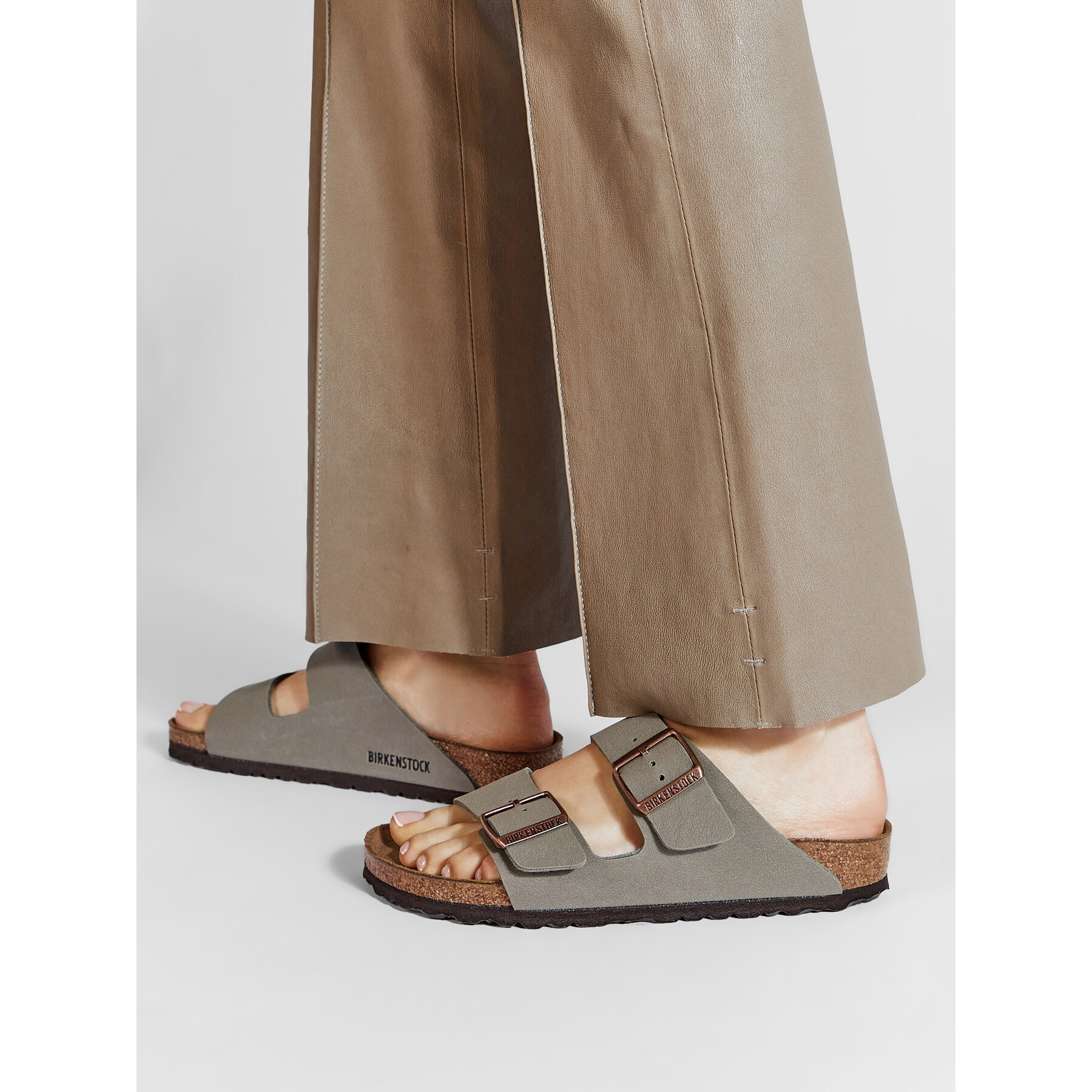 Pantoletten Birkenstock Arizona Bs 0151213 Grau Pantoletten Birkenstock Arizona Bs 0151213 Grau von Birkenstock