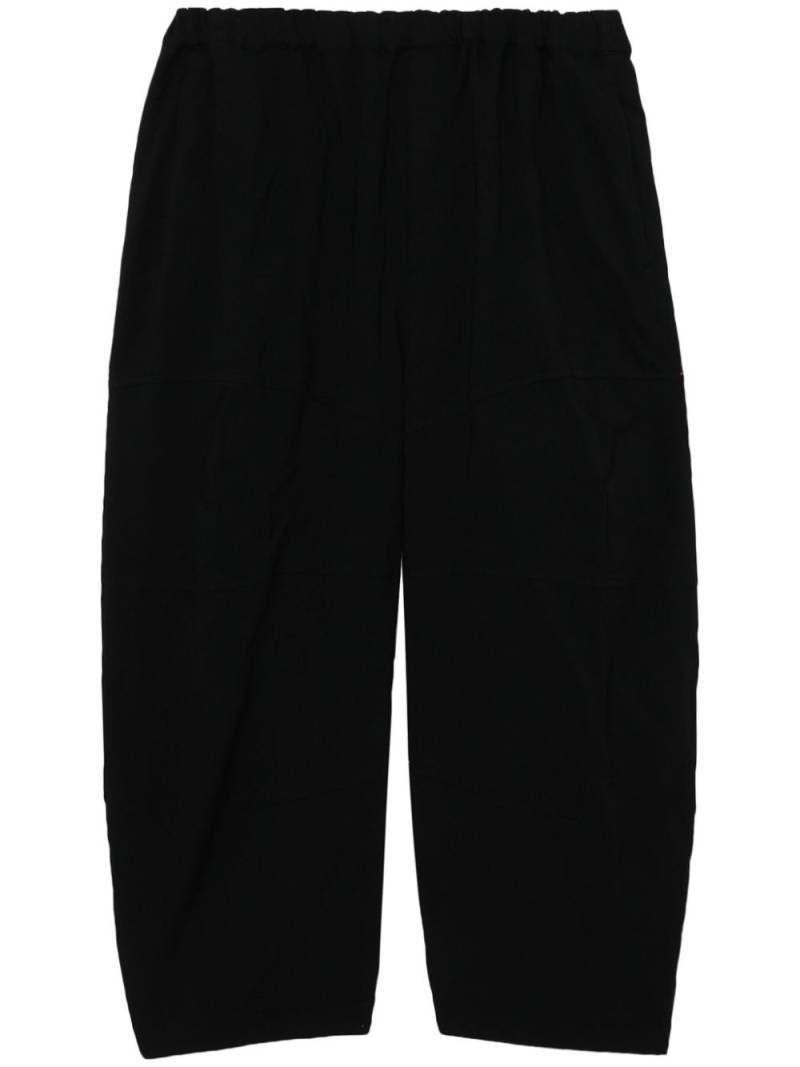 Black Comme Des Garçons elasticated-waist cropped trousers von Black Comme Des Garçons