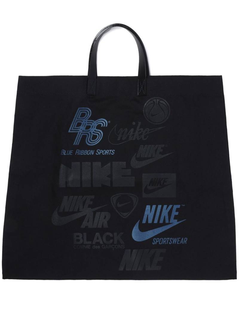 Black Comme Des Garçons x Nike logo-print tote bag von Black Comme Des Garçons