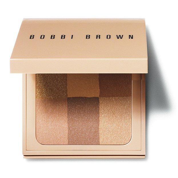 Nude Finish Illuminating Powder Damen Buff von BOBBI BROWN