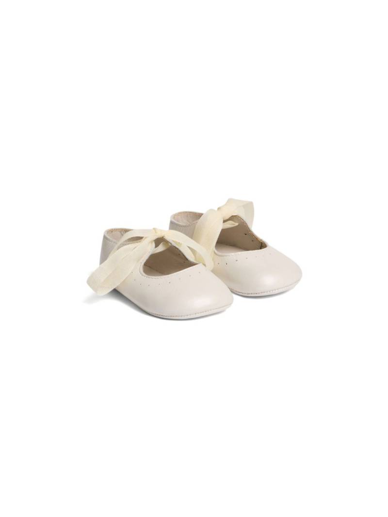 Bonpoint Akela leather ballerina shoes - Neutrals von Bonpoint