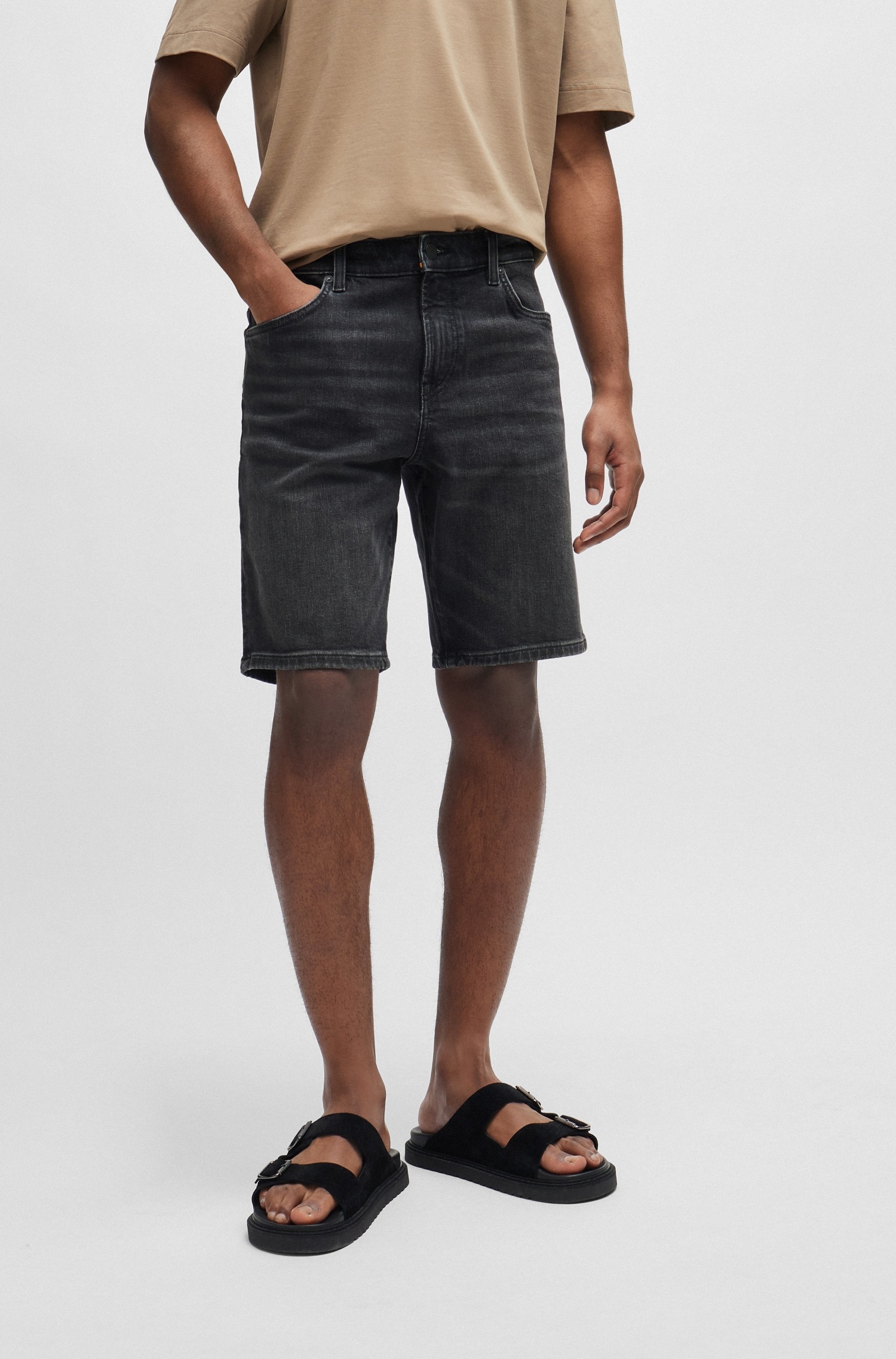 BOSS ORANGE Shorts »Re.Maine-Shorts BC«, mit schmalem Bein BOSS ORANGE Shorts »Re.Maine-Shorts BC«, mit schmalem Bein von Boss Orange