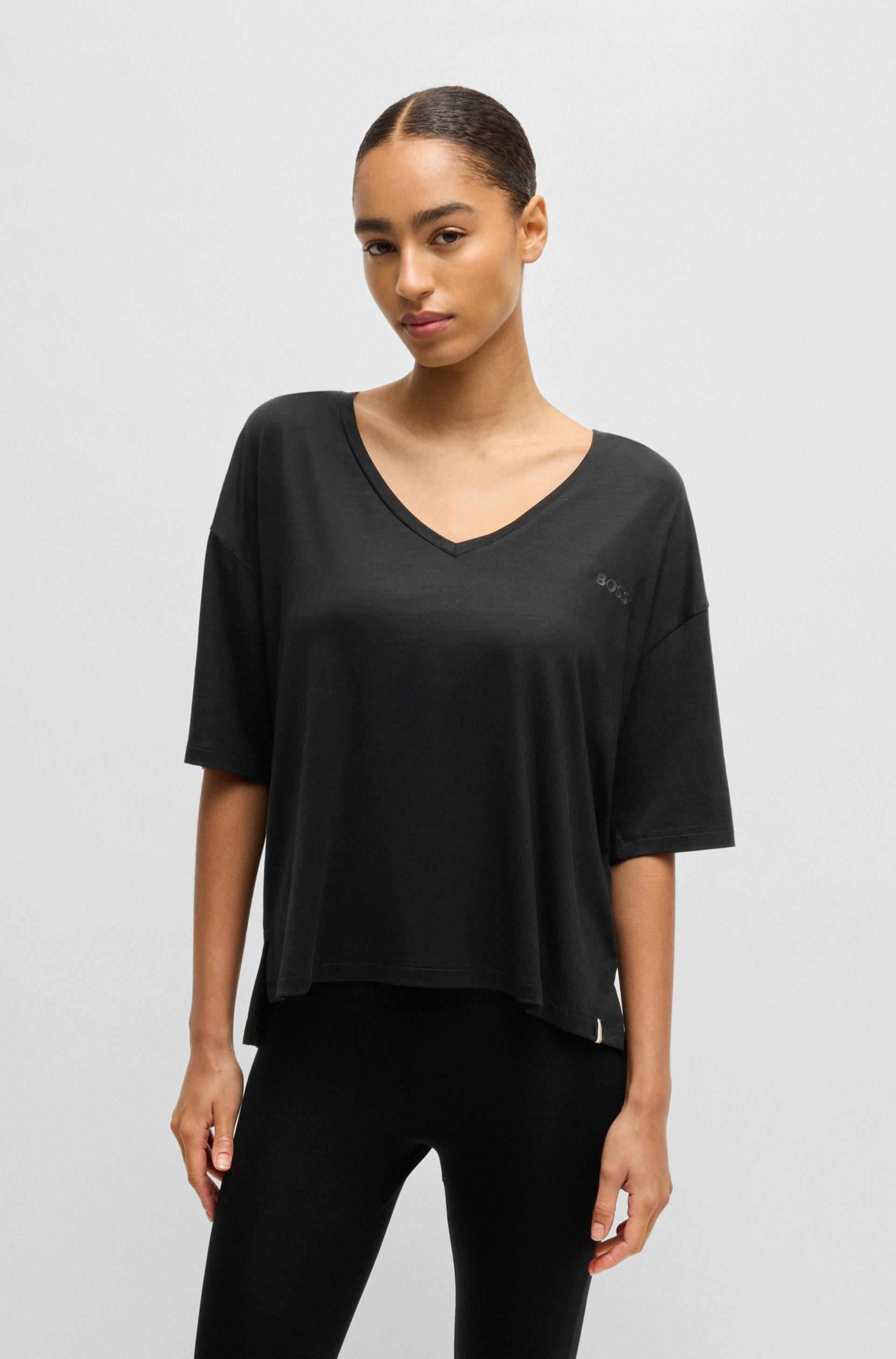 BOSS V-Shirt »CP Stripe_T-Shirt«, mit Ton-in-Ton Logo BOSS V-Shirt »CP Stripe_T-Shirt«, mit Ton-in-Ton Logo von Boss