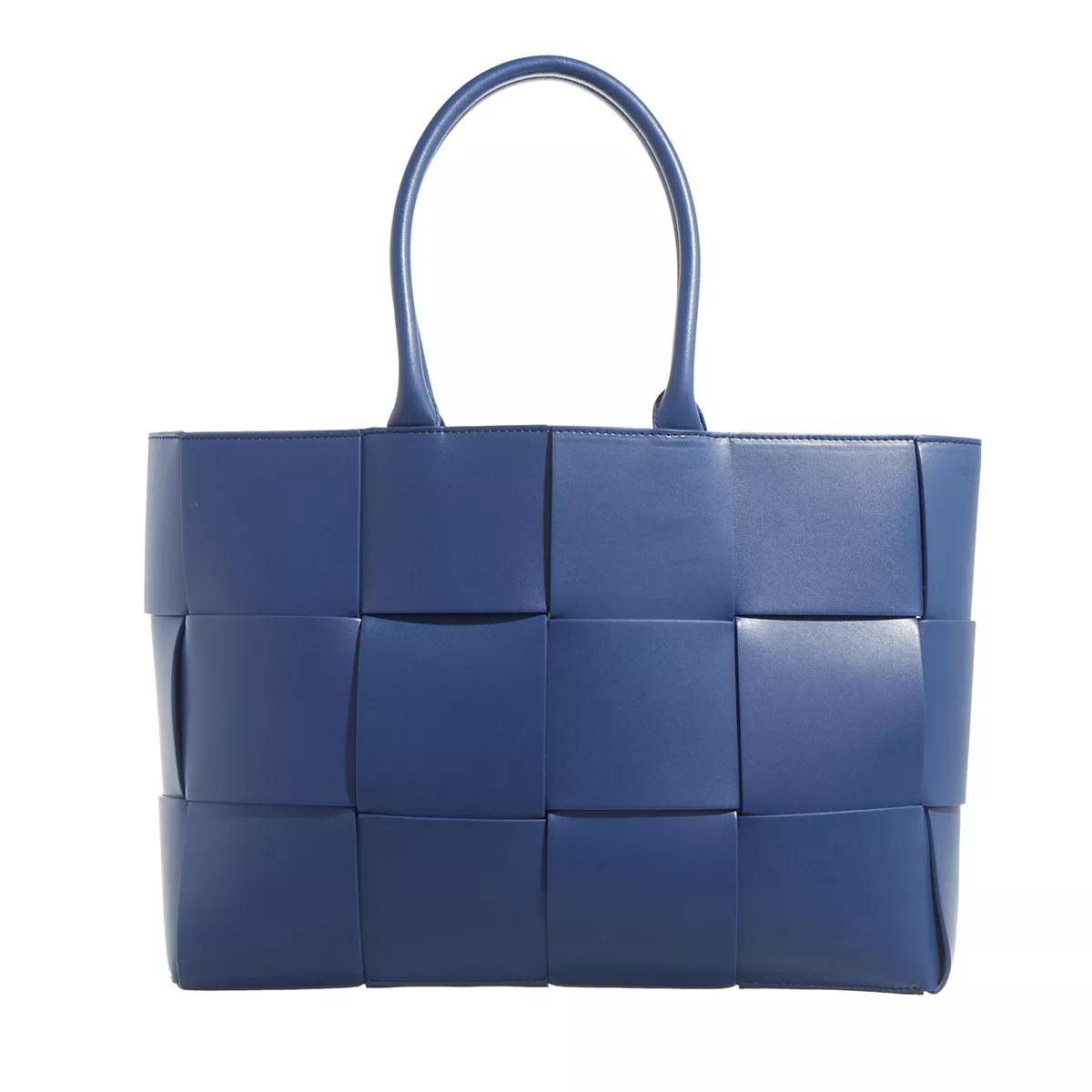 Bottega Veneta Umhängetasche - Medium Arco Tote Bag - Gr. unisize - in Blau - für Damen von Bottega Veneta