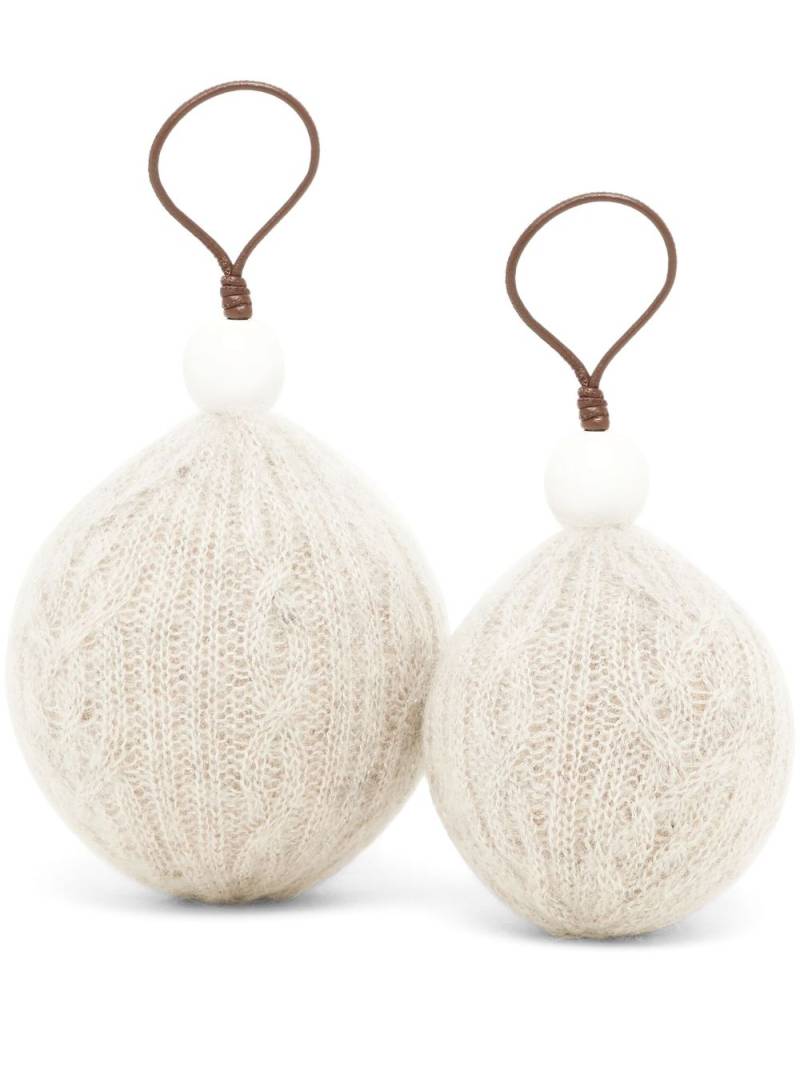 Brunello Cucinelli crochet christmas balls - Neutrals von Brunello Cucinelli