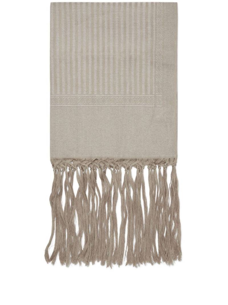 Brunello Cucinelli fringe-detail beach towel - Neutrals von Brunello Cucinelli