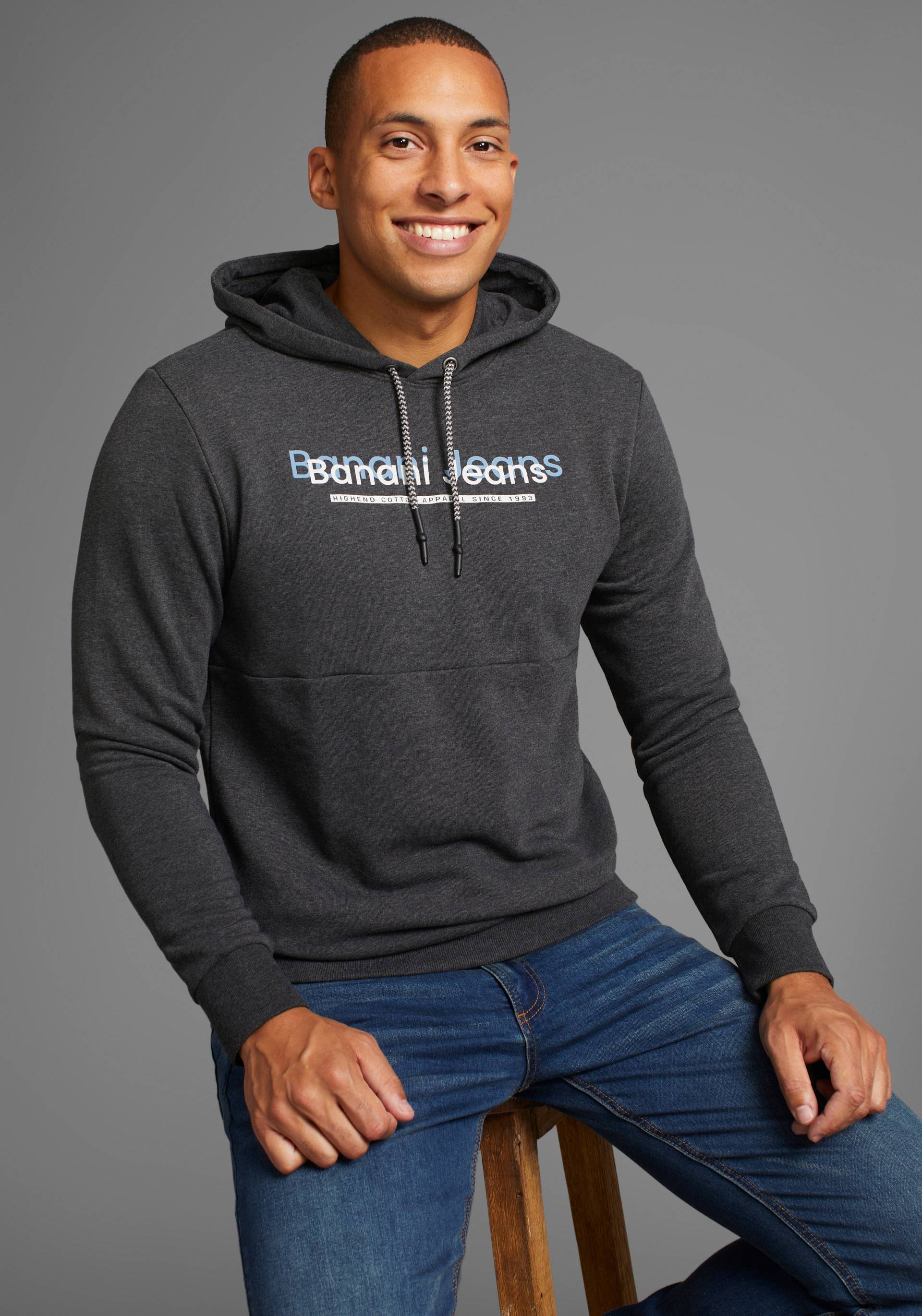 Bruno Banani Kapuzensweatshirt, mit modernem Print - NEUE KOLLEKTION Bruno Banani Kapuzensweatshirt, mit modernem Print - NEUE KOLLEKTION von Bruno Banani