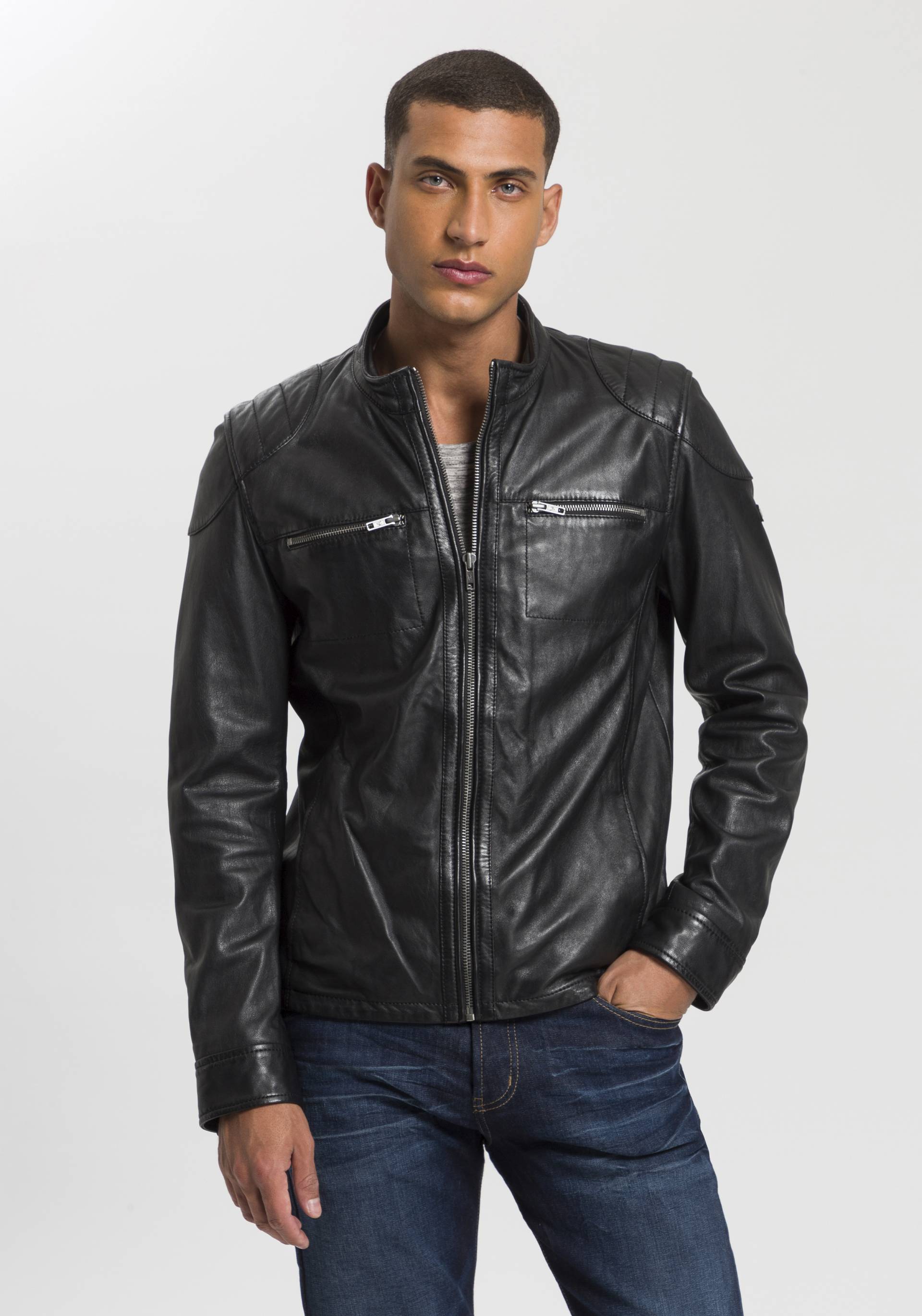Bruno Banani Lederjacke »Flint«, aus Lammnappaleder, taillierter Schnitt, Bikerkragen, Used-Optik Bruno Banani Lederjacke »Flint«, aus Lammnappaleder, taillierter Schnitt, Bikerkragen, Used-Optik von Bruno Banani