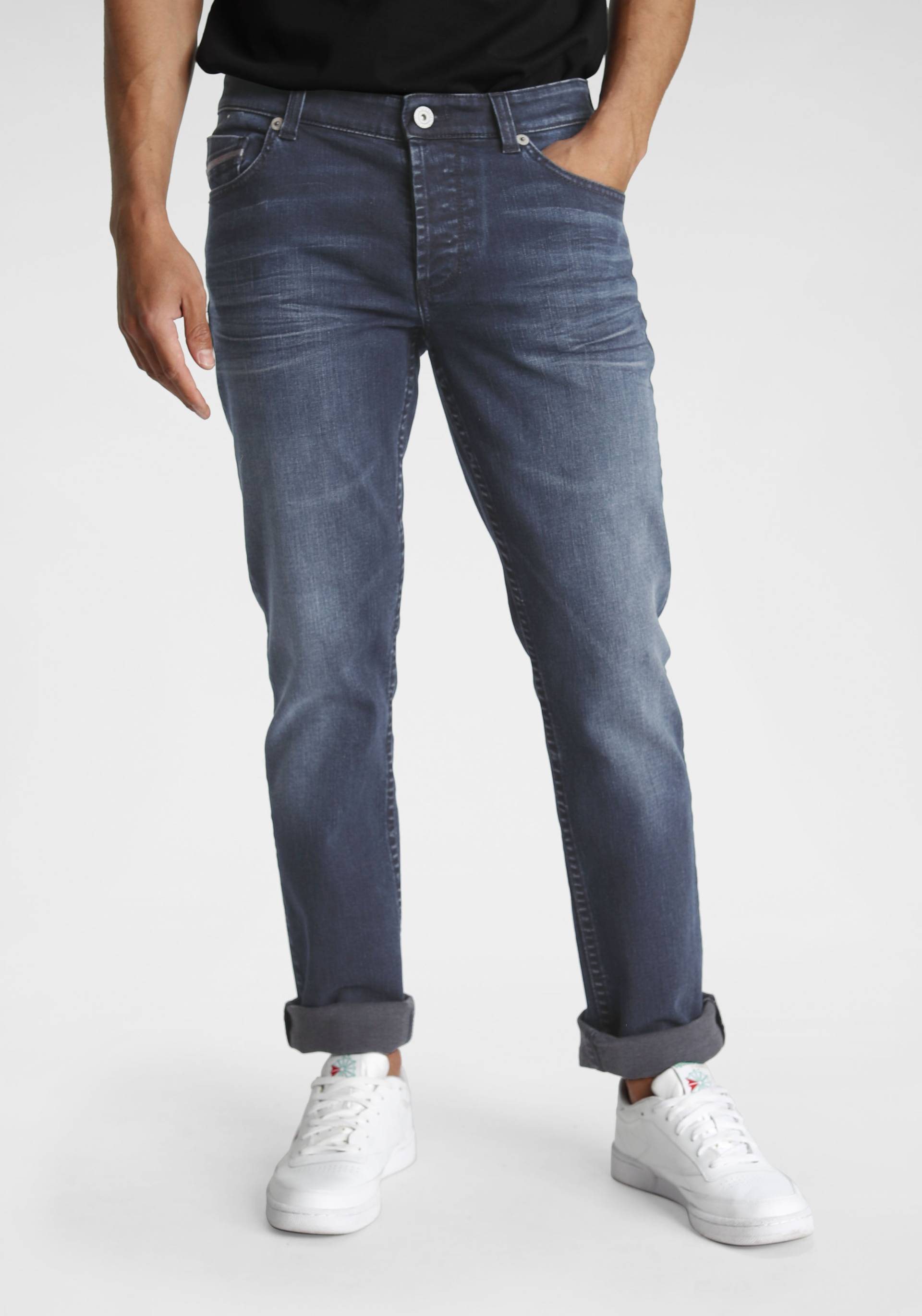 Bruno Banani Straight-Jeans »Dylan«, gerade Beinform, Used-Waschung, niedrige Leibhöhe von Bruno Banani