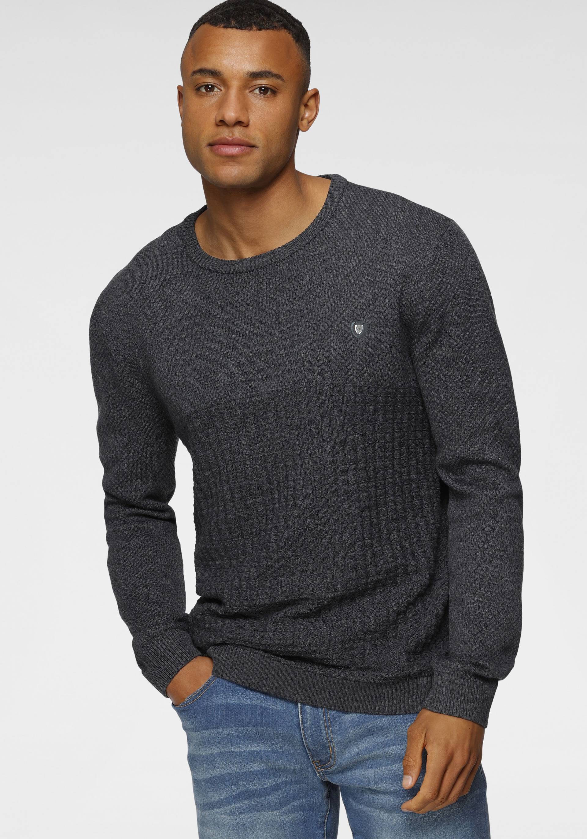 Bruno Banani Strickpullover, mit modischer Struktur Bruno Banani Strickpullover, mit modischer Struktur von Bruno Banani