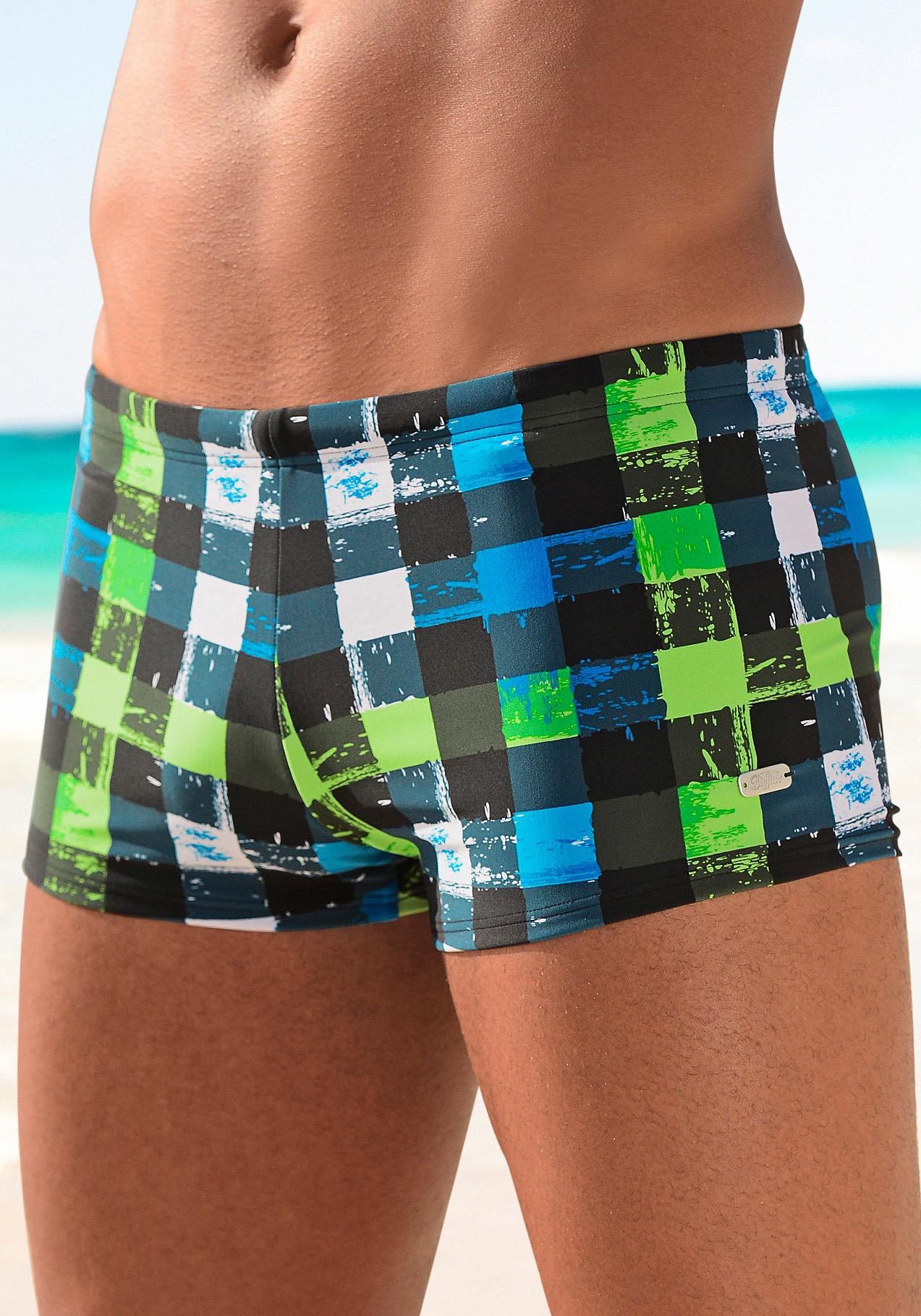 Buffalo Boxer-Badehose, in trendiger Karo-Optik Buffalo Boxer-Badehose, in trendiger Karo-Optik von Buffalo
