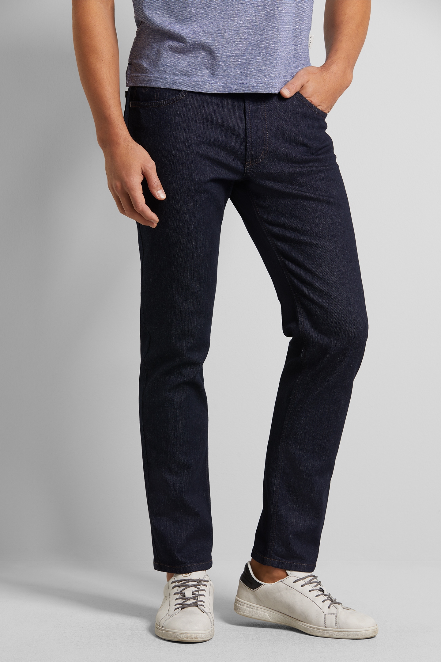 bugatti 5-Pocket-Jeans, mit Comfort Stretch von Bugatti