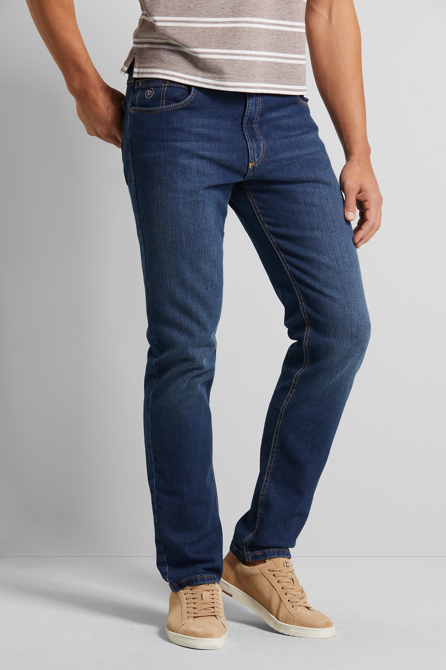 bugatti 5-Pocket-Jeans, mit Comfort Stretch bugatti 5-Pocket-Jeans, mit Comfort Stretch von Bugatti