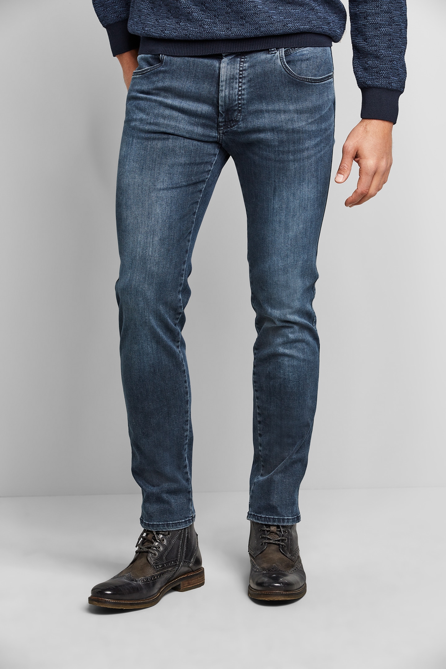 bugatti 5-Pocket-Jeans, mit Stretch-Anteil von Bugatti