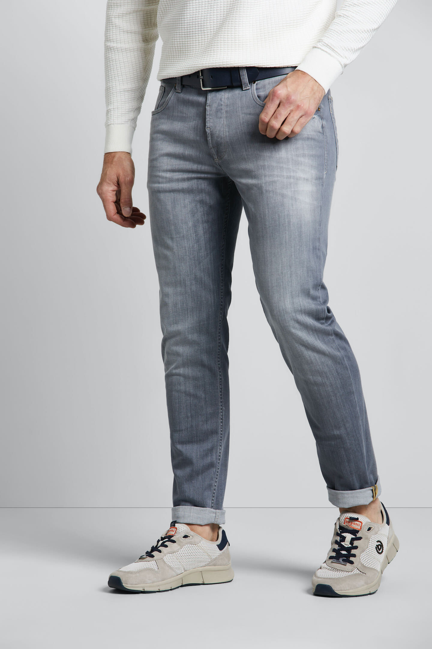 bugatti 5-Pocket-Jeans, mit Used-Waschung von Bugatti