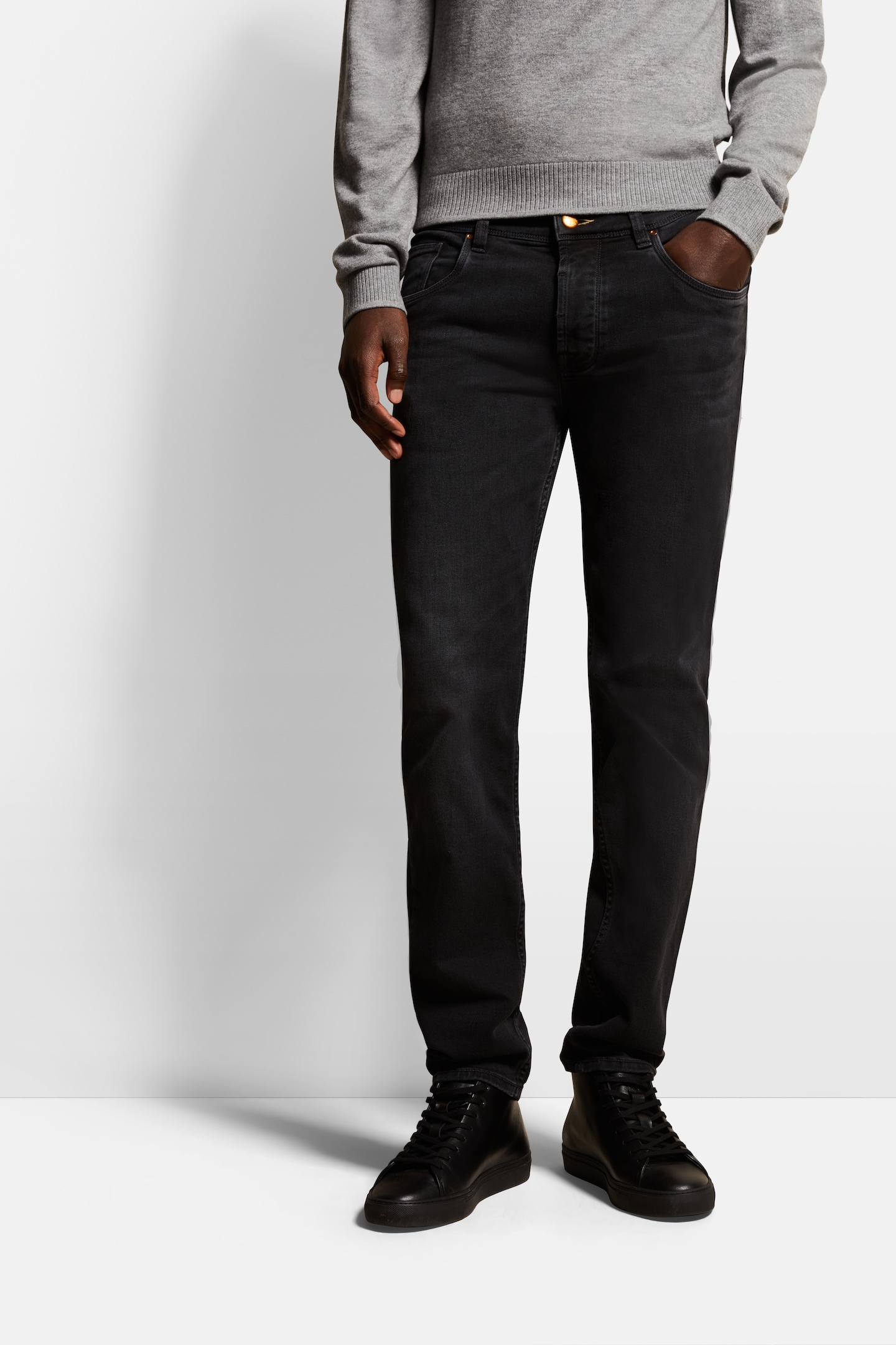 bugatti 5-Pocket-Jeans, mit besonders weicher Haptik bugatti 5-Pocket-Jeans, mit besonders weicher Haptik von Bugatti