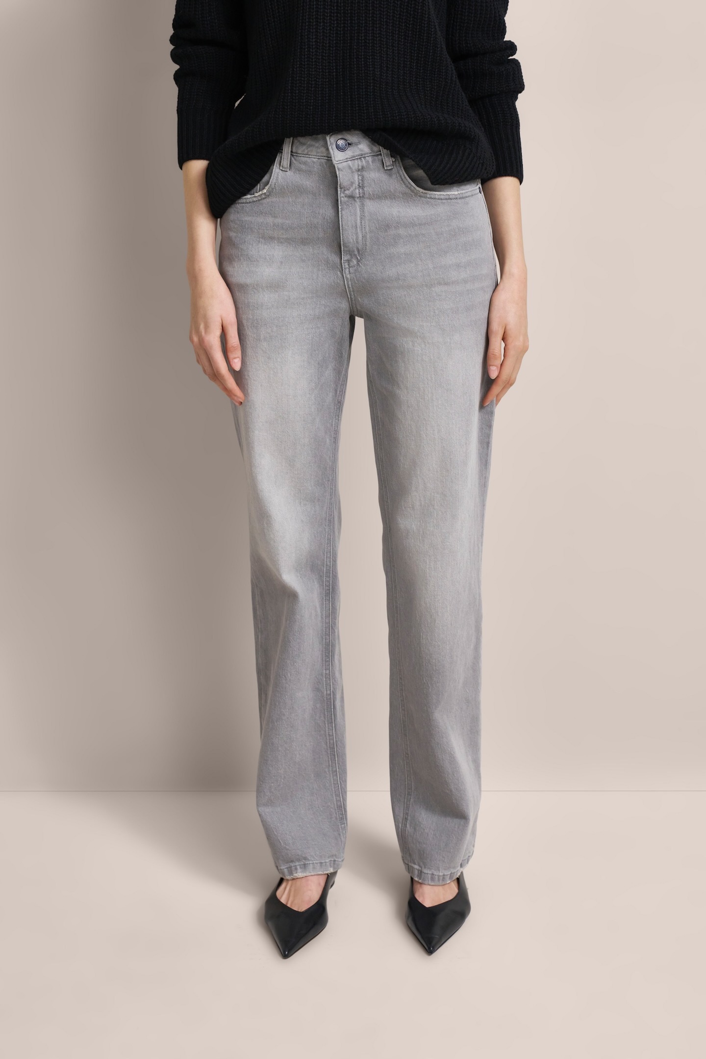 bugatti 5-Pocket-Jeans, mit geradem Beinverlauf bugatti 5-Pocket-Jeans, mit geradem Beinverlauf von Bugatti