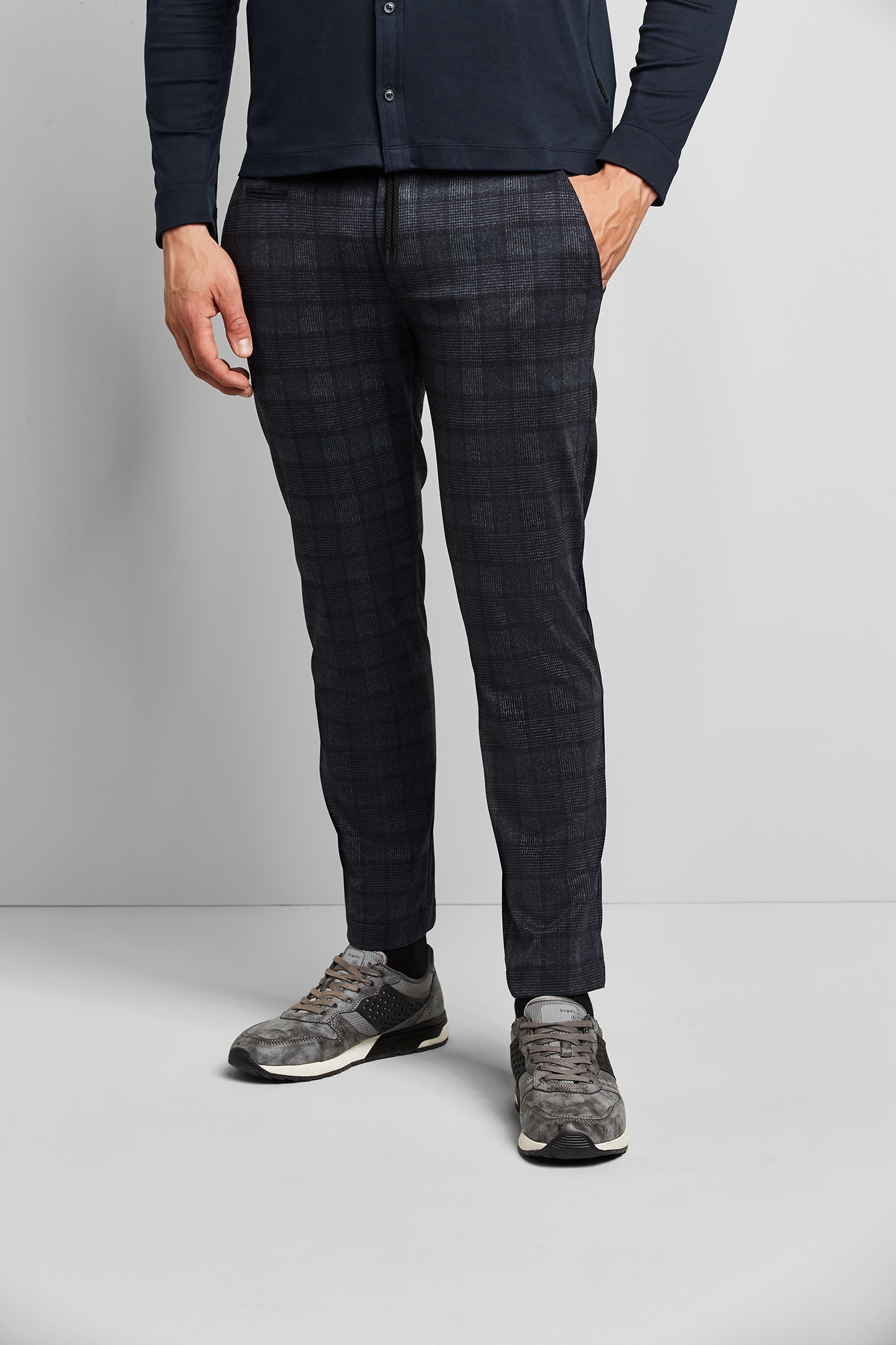 bugatti Chinohose, in der Passform Modern Fit bugatti Chinohose, in der Passform Modern Fit von Bugatti