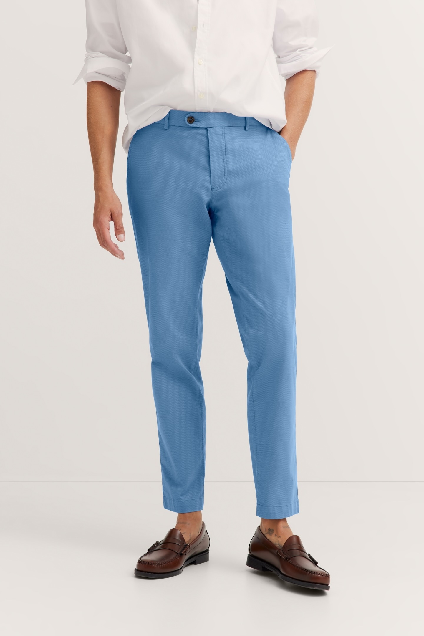 bugatti Chinohose, mit praktischen Gürtelschlaufen von Bugatti