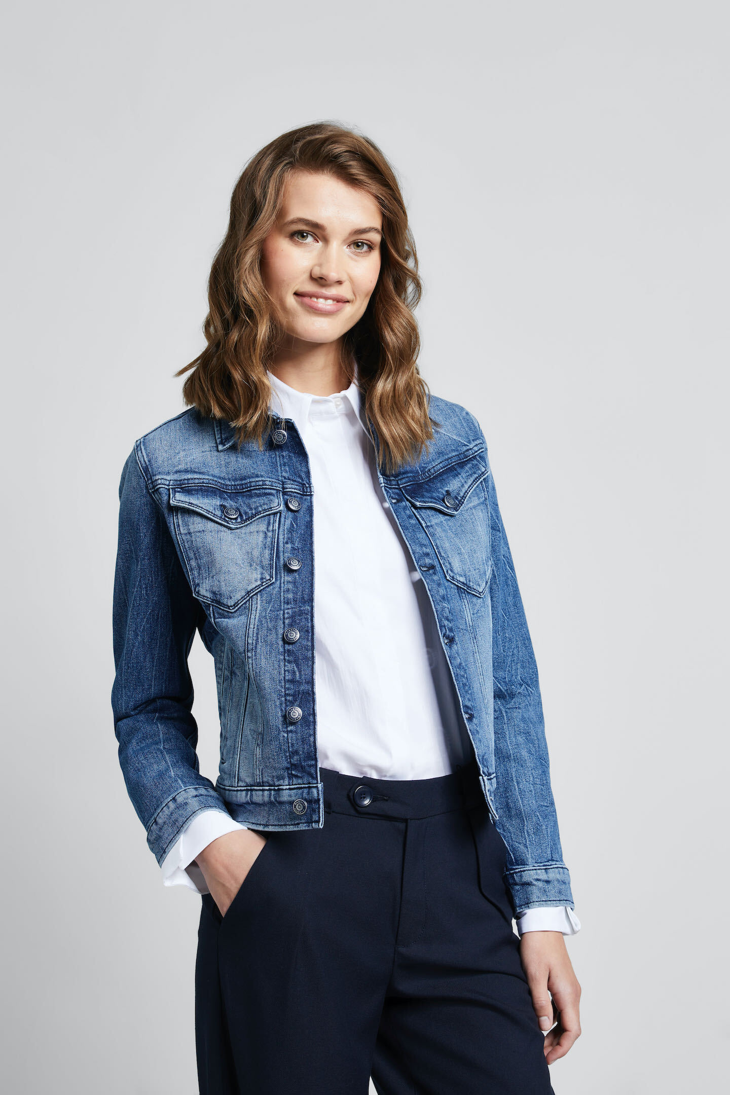 bugatti Jeansjacke, ohne Kapuze, in Used-Optik von Bugatti