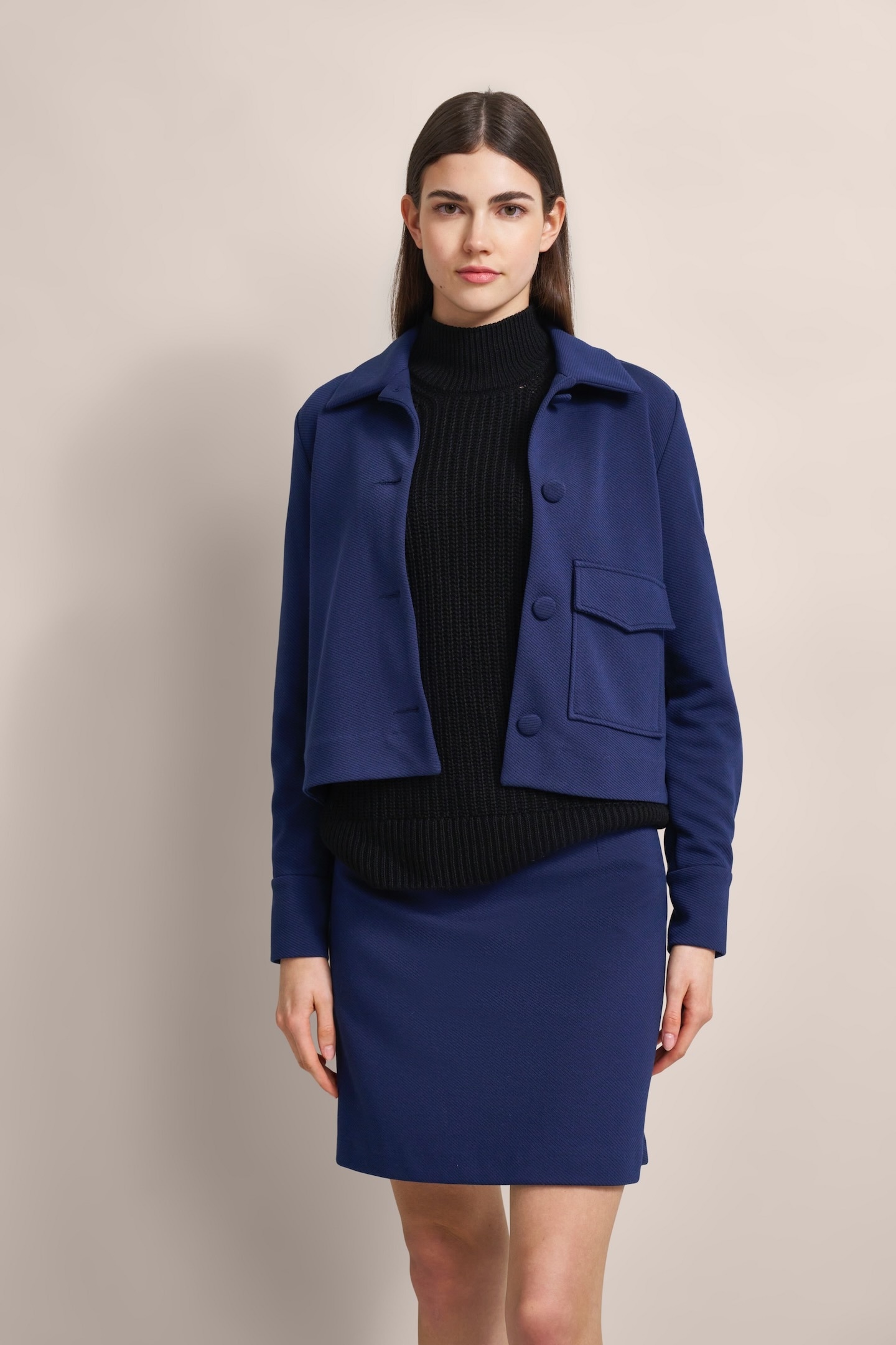 bugatti Kurzjacke, ohne Kapuze, mit aufgesetzter Tasche bugatti Kurzjacke, ohne Kapuze, mit aufgesetzter Tasche von Bugatti
