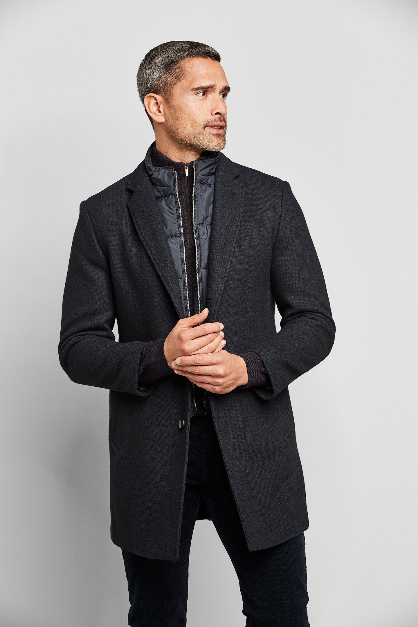bugatti Kurzmantel, aus recycletem Jersey-Oberstoff bugatti Kurzmantel, aus recycletem Jersey-Oberstoff von Bugatti