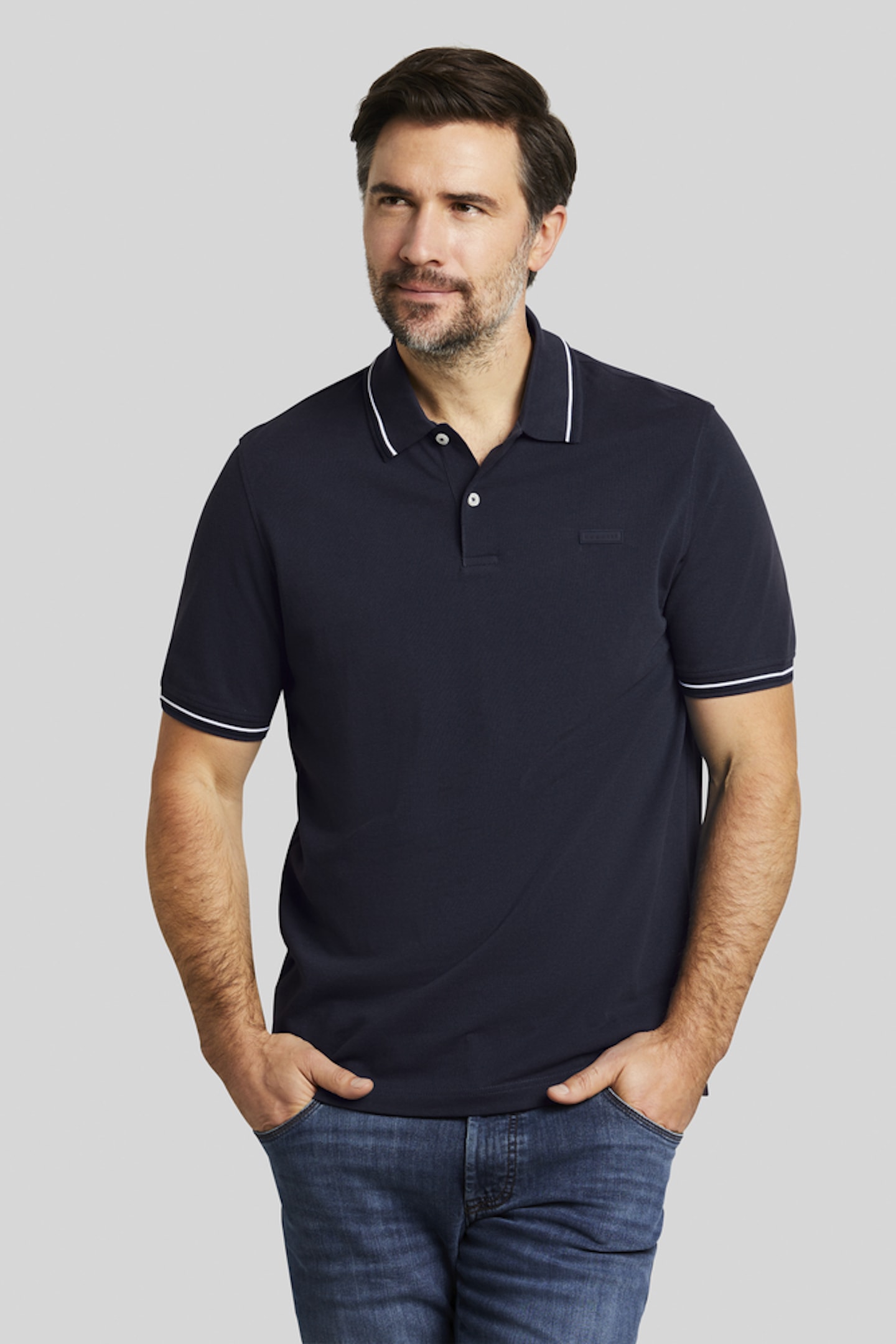 bugatti Poloshirt, mit Kontraststreifen an Kragen und Ärmelbündchen von Bugatti