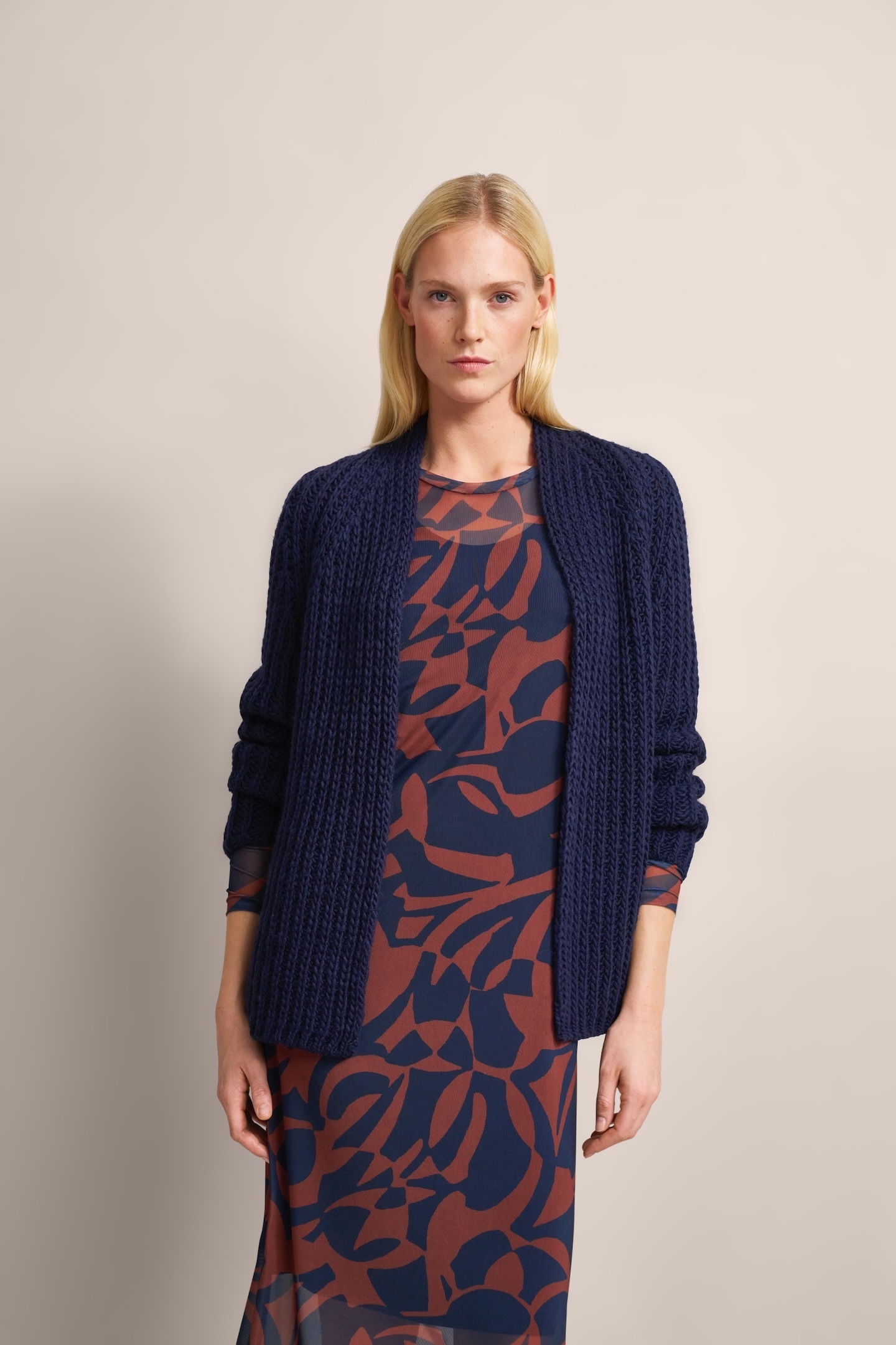 bugatti Strickjacke, aus einer Alpaka-Wollmischung bugatti Strickjacke, aus einer Alpaka-Wollmischung von Bugatti