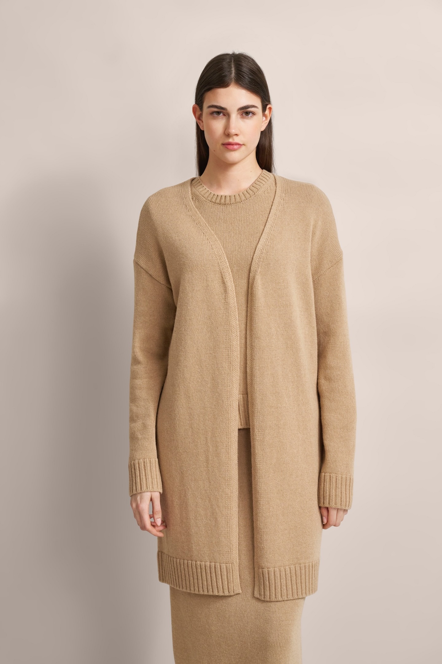 bugatti Strickjacke, mit breitem Rippenbündchen bugatti Strickjacke, mit breitem Rippenbündchen von Bugatti