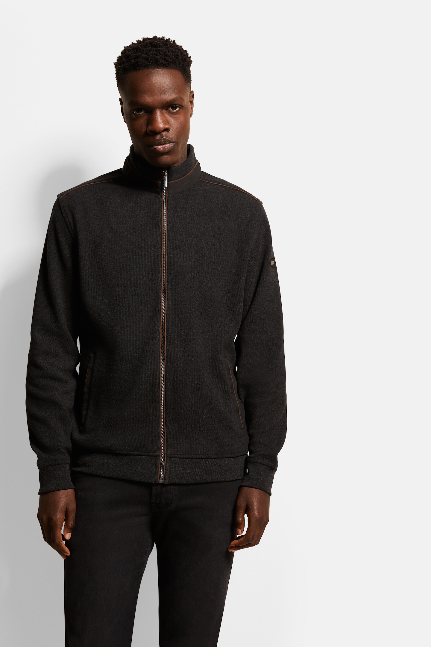 bugatti Sweatjacke »Regular Fit«, aus Baumwoll-Mix bugatti Sweatjacke »Regular Fit«, aus Baumwoll-Mix von Bugatti