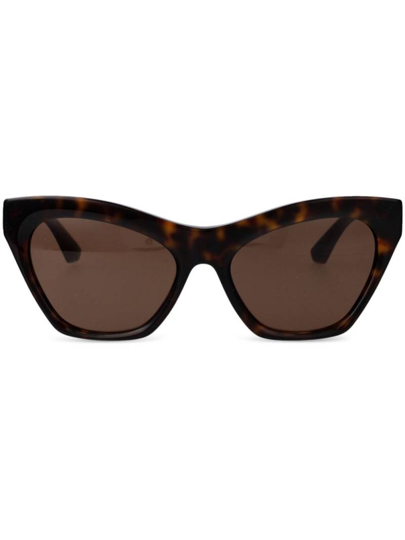 Burberry Eyewear tortoiseshell cat-eye frame sunglasses - Brown von Burberry Eyewear