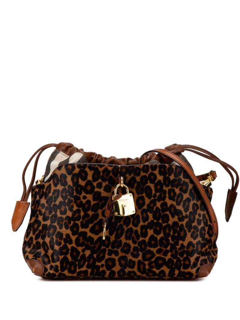 Burberry Pre-Owned 2018-2023 Exploded Check and Leopard Ponyhair Little Crush crossbody bag - Brown von Burberry Pre-Owned