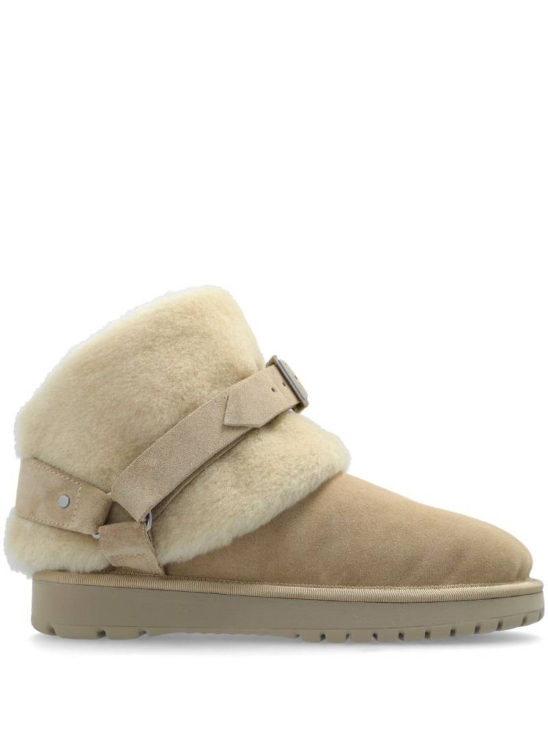 Burberry Chubby suede shearling boots - Neutrals von Burberry